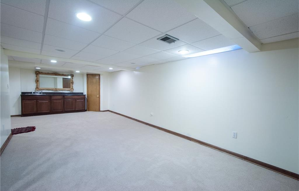 16668 White Haven, Northville Twp, MI 48168